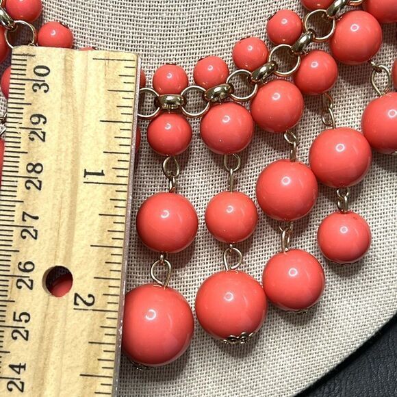 Gold Tone Chain Pink Beaded Statement Necklace 18 in Ext. 3 in - Picture 4 of 12